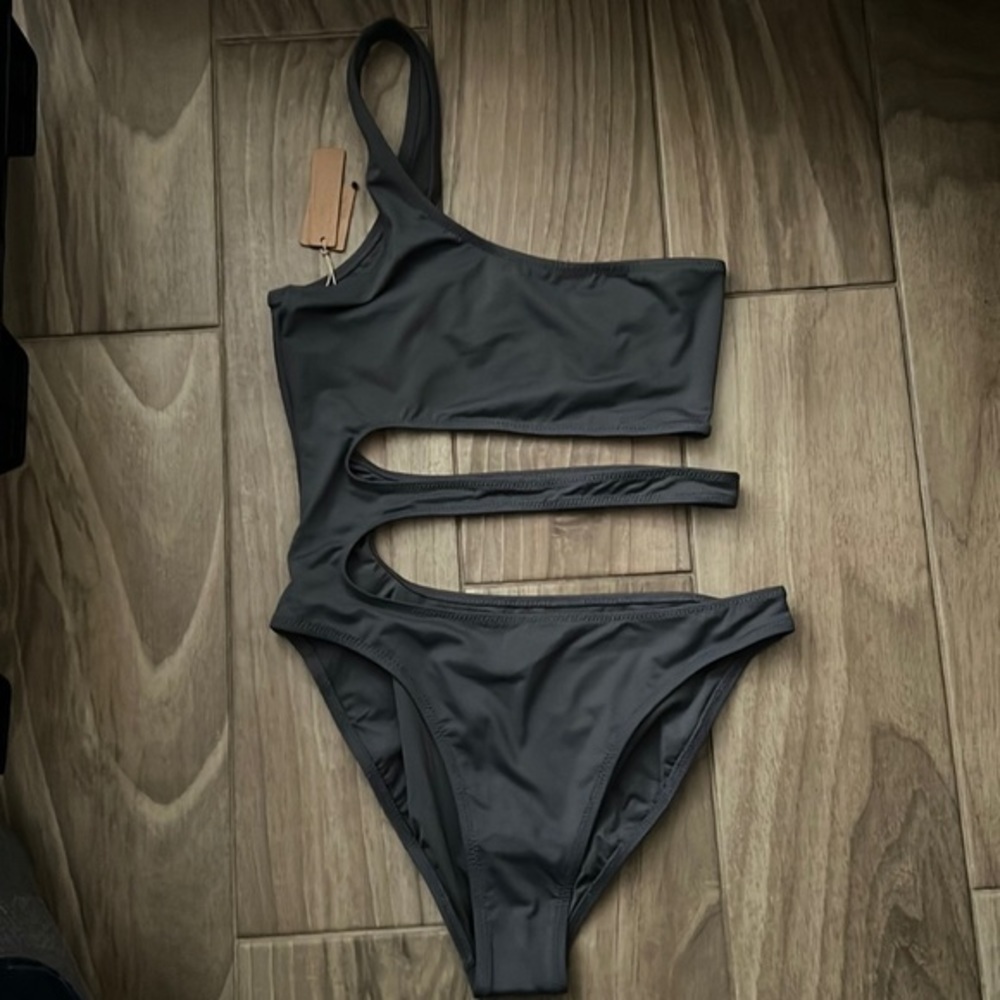 SKIMS BATHING SUIT